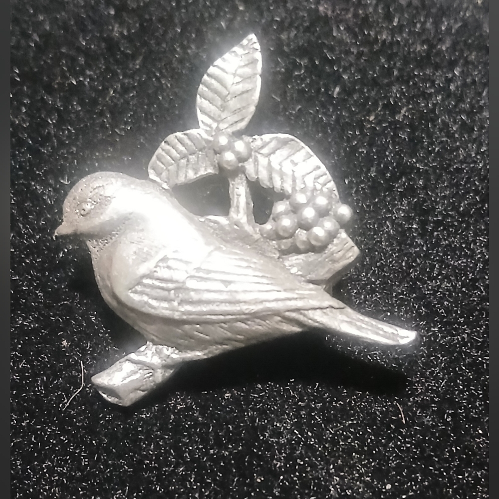 2002 Birds & Blooms Brooch